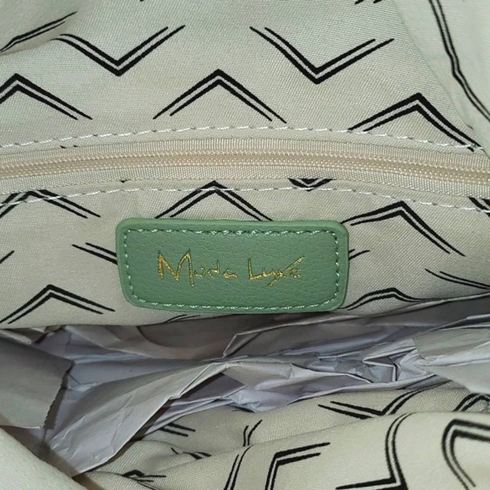 NWT Moda Luxe Marisole Clutch